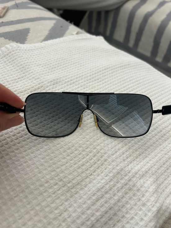 Burberry Shield Sunglasses Y2K Semi Rim Black Grey Lens Minimalist w Case - Picture 6 of 10